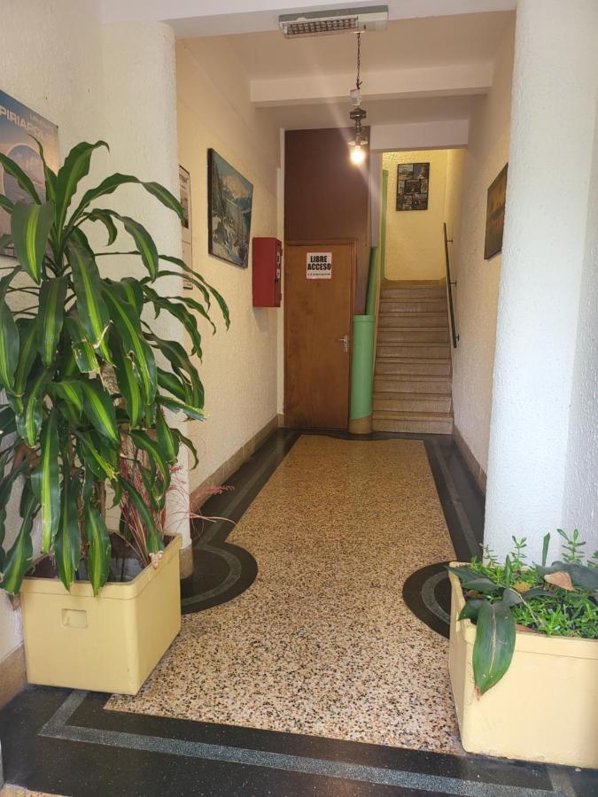 Apartamento con Terraza y Parrillero Piriápolis Exterior foto